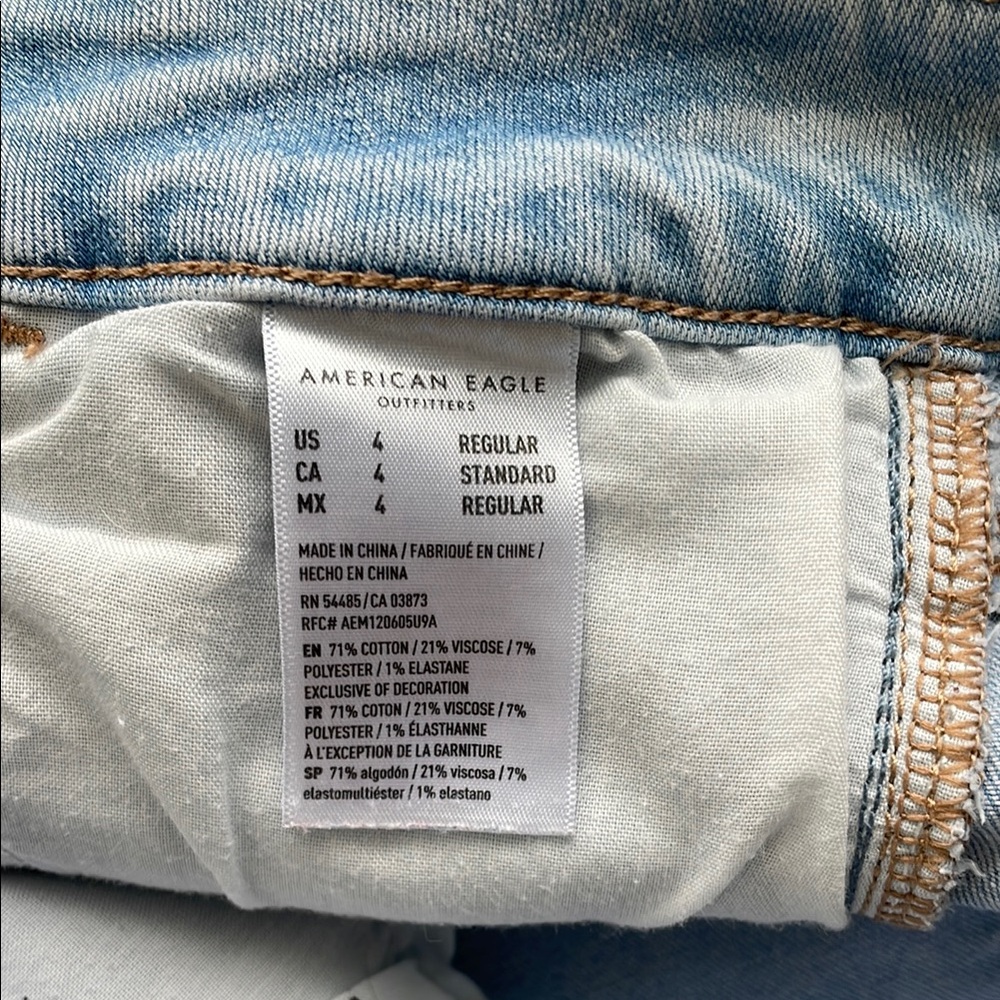 American Eagle Outfitters Light Blue Skinny Jeans